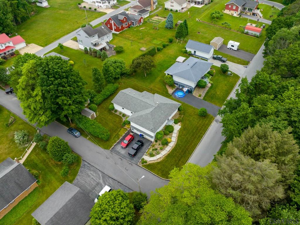322 Roland Street Ebensburg, PA 15931 - Photo 7 of 59