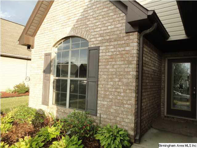 1045 Emerald Ridge Drive Calera, AL 35040 - Photo 3 of 28
