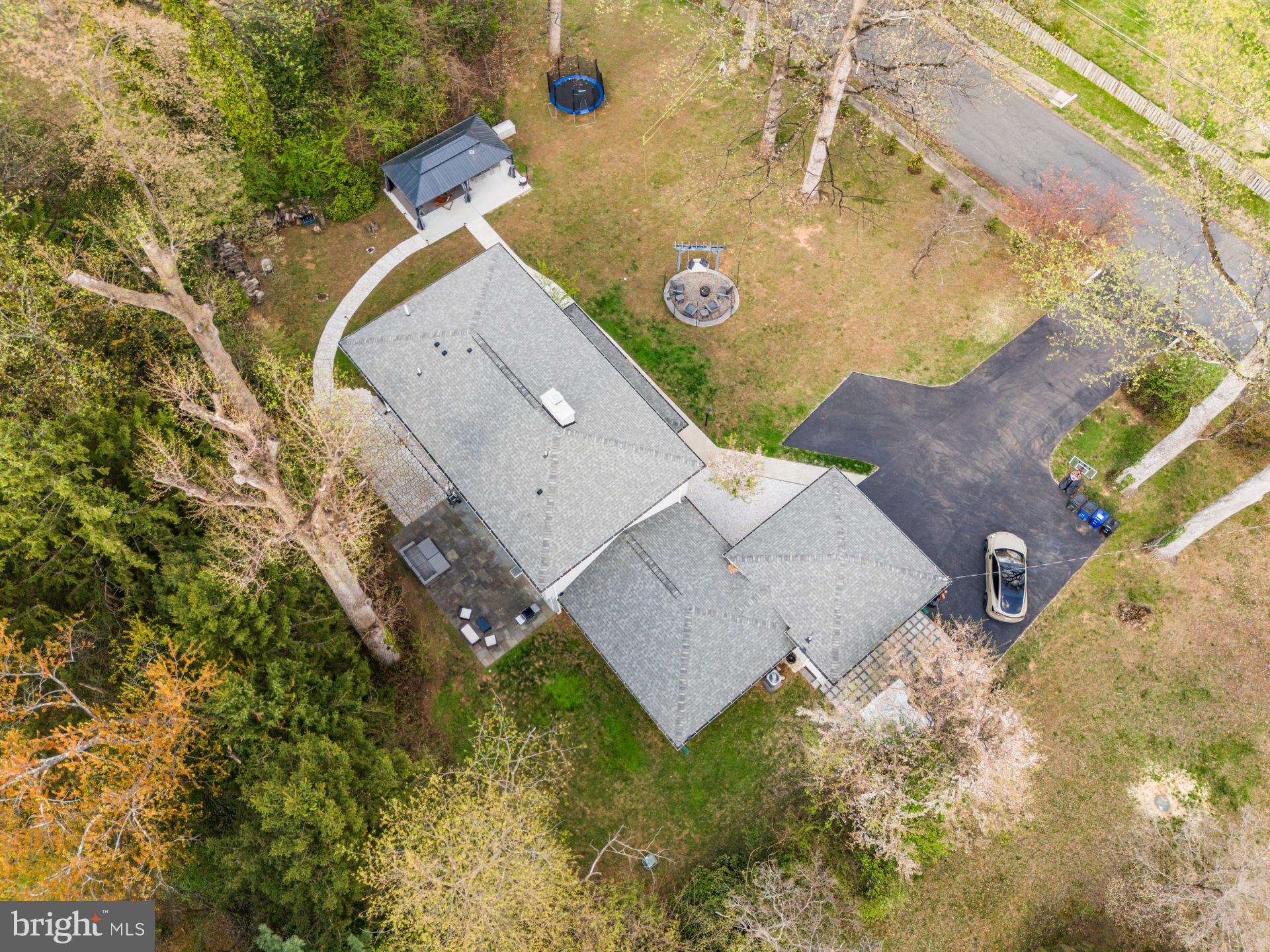 3803 Estel Road Fairfax, VA 22031 - Photo 3 of 70