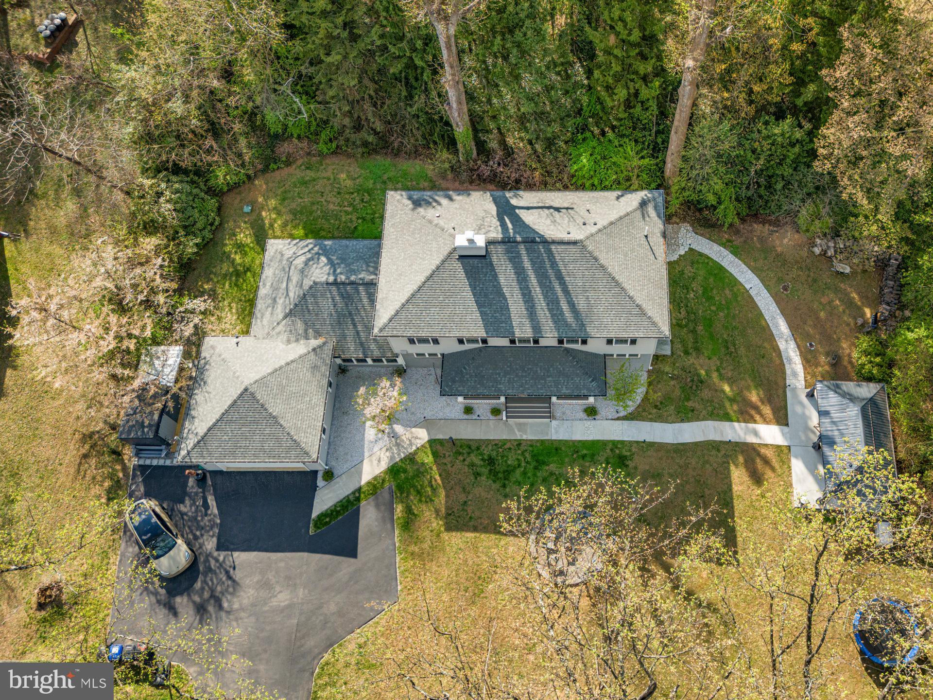3803 Estel Road Fairfax, VA 22031 - Photo 4 of 70