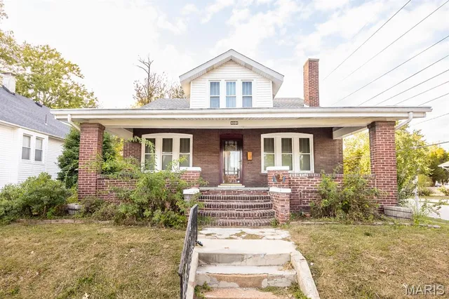 $170,000 | 301 South 15th Street, Belleville, IL 62220