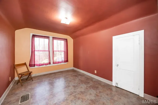 $170,000 | 301 South 15th Street, Belleville, IL 62220