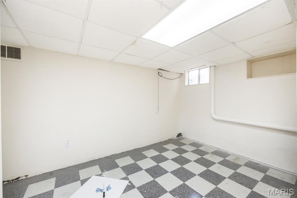 301 South 15th Street Belleville, IL 62220 - Photo 25 of 29