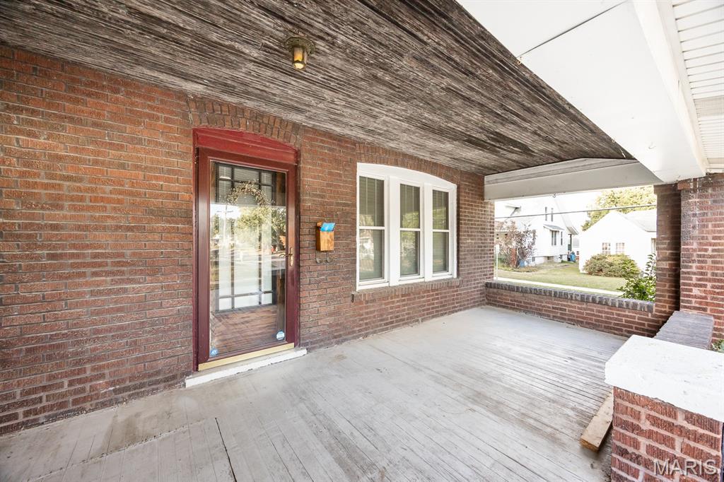 301 South 15th Street Belleville, IL 62220 - Photo 4 of 29