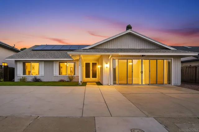 $1,475,000 | 4224 Governor Drive, San Diego, CA 92122