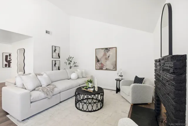 $1,475,000 | 4224 Governor Drive, San Diego, CA 92122