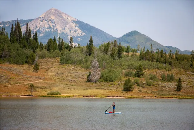 a view of a lake with a mountain