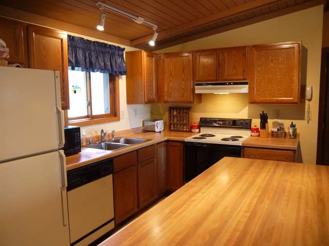 6050 Boot Lake Landing Road Eagle River, WI 54521 - Photo 12 of 20 Gallery Image 12