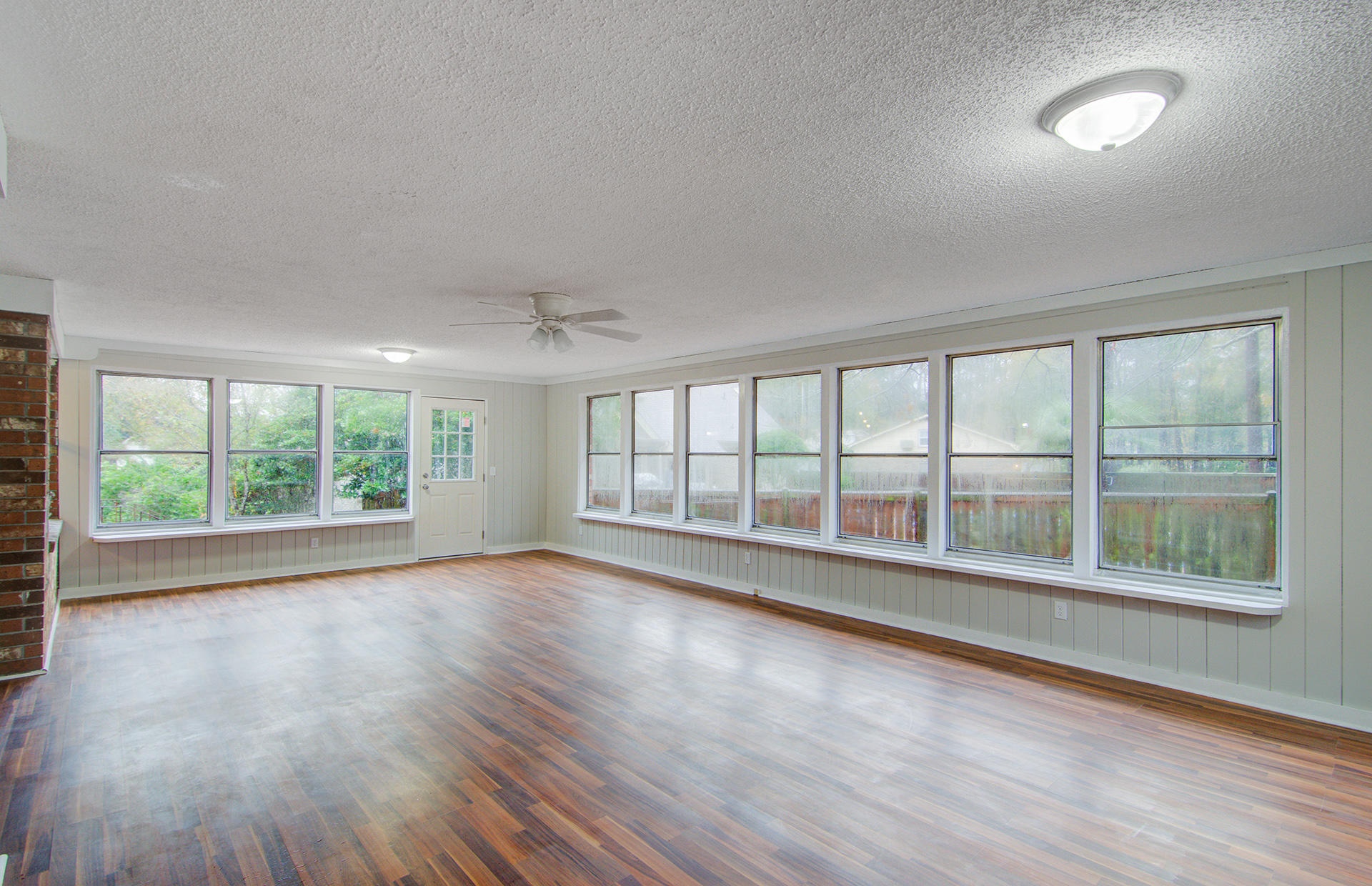 425 Grouse Road Summerville, SC 29485 - Photo 8 of 27 19