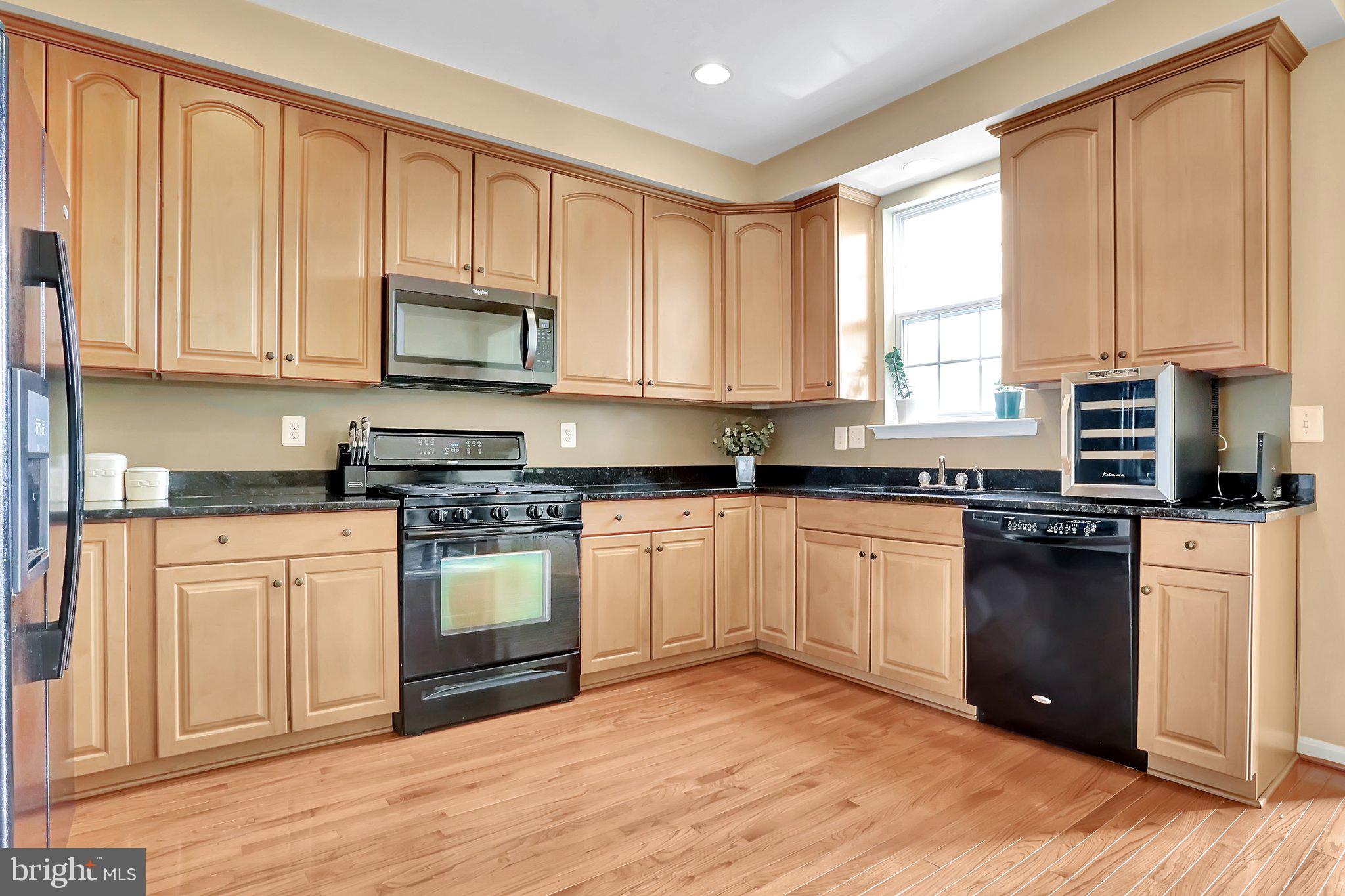 13005 Yellow Jacket Road Hagerstown, MD 21740 - Photo 5 of 39 Kitchen