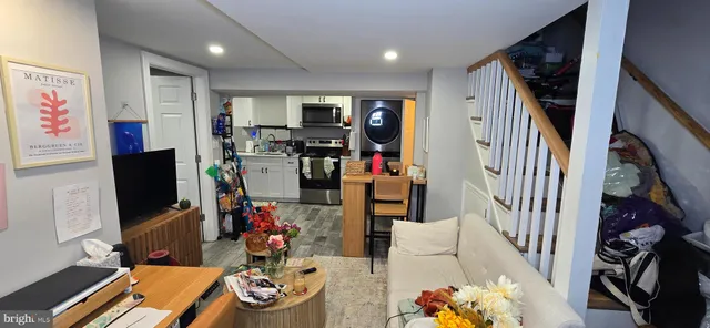 a very nice looking room with many windows