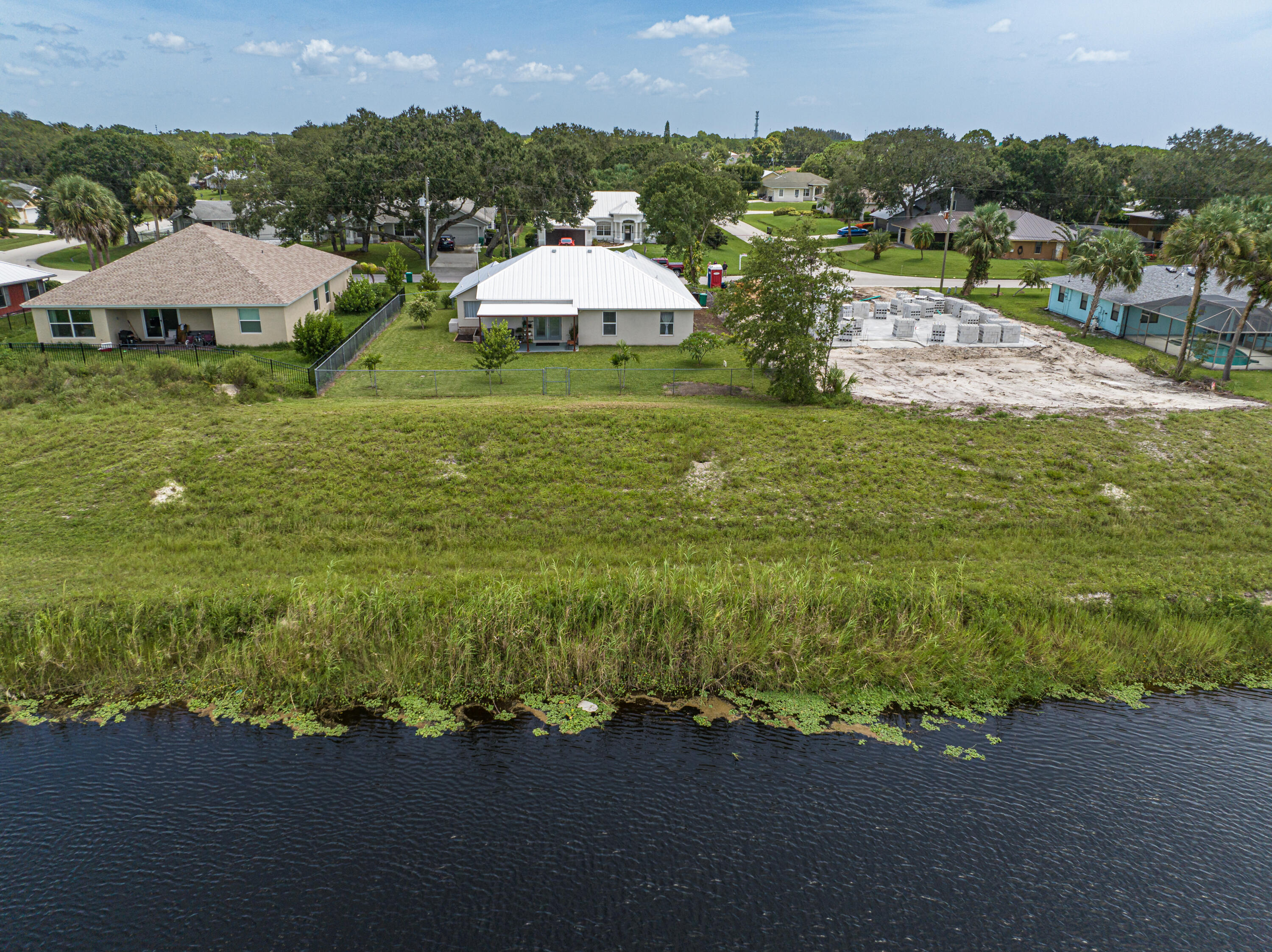 672 Southwest Aster Road Port St. Lucie, FL 34953 - Photo 34 of 43 Back
