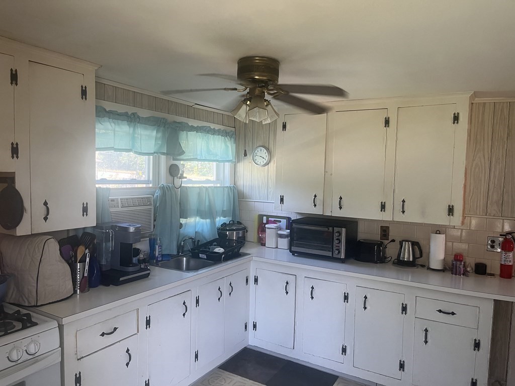 101-103 Wareham Road Marion, MA 02738 - Photo 24 of 29