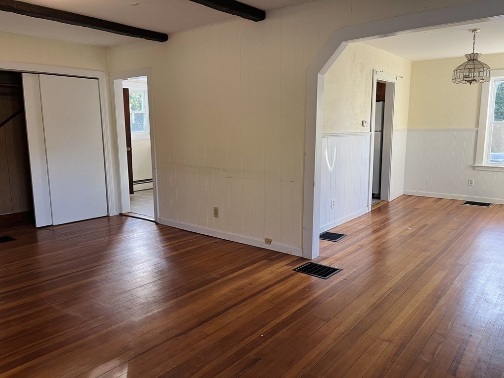 101-103 Wareham Road Marion, MA 02738 - Photo 4 of 29