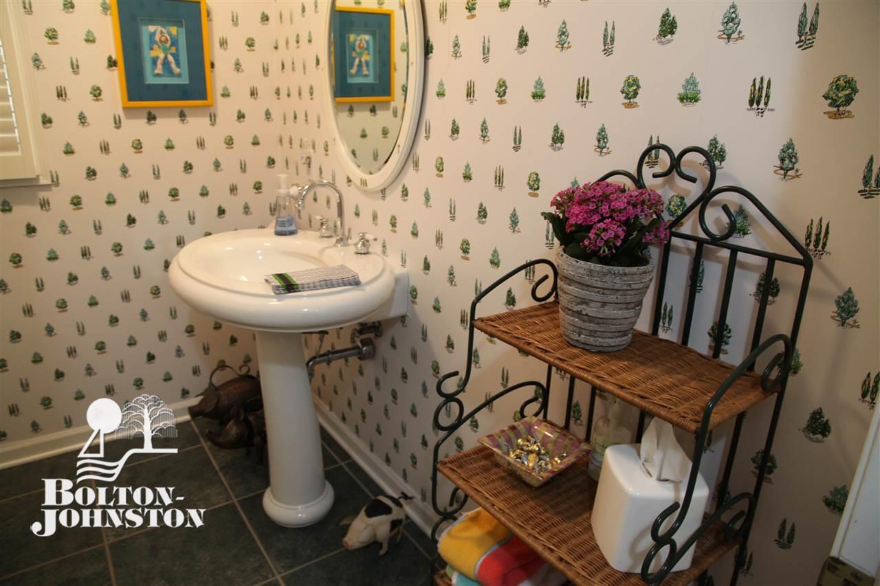 831 South Oxford Road Grosse Pointe Woods, MI 48236 - Photo 7 of 23