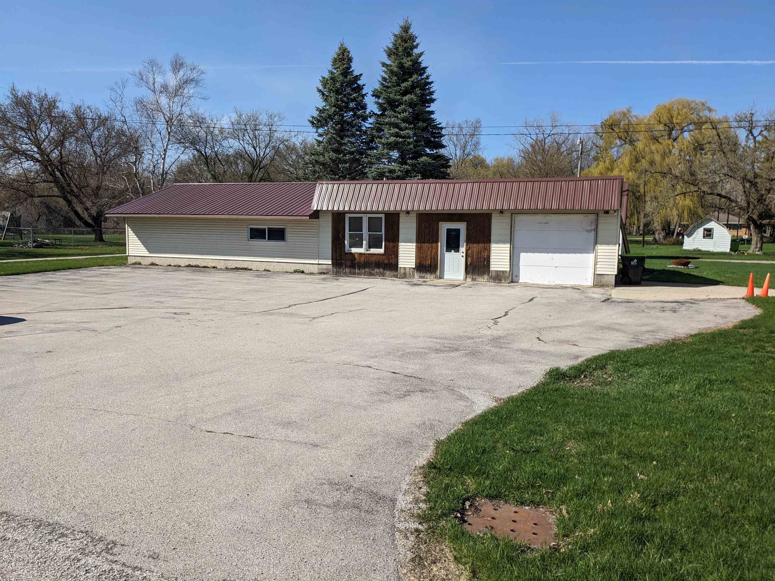 1007 North Huron Road Linwood, MI 48634 - Photo 4 of 30