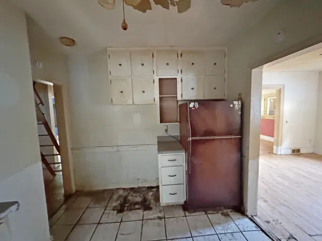 $42,750 | 43 Westclox Avenue, Peru, IL 61354