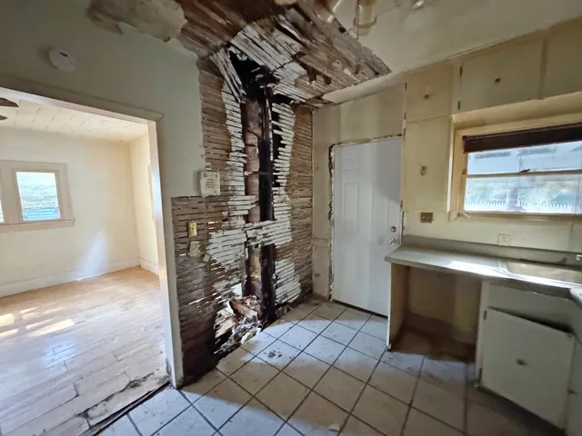 $42,750 | 43 Westclox Avenue, Peru, IL 61354