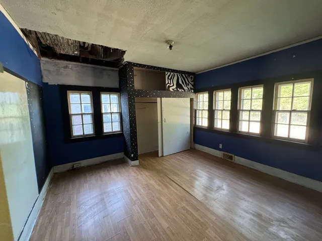 $42,750 | 43 Westclox Avenue, Peru, IL 61354