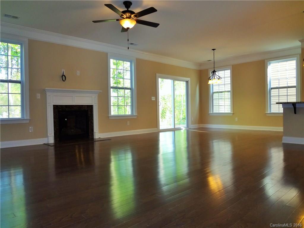 7304 Hamilton Bridge Road, Unit 206 Charlotte, NC 28278 - Photo 11 of 24 Gallery Image 11