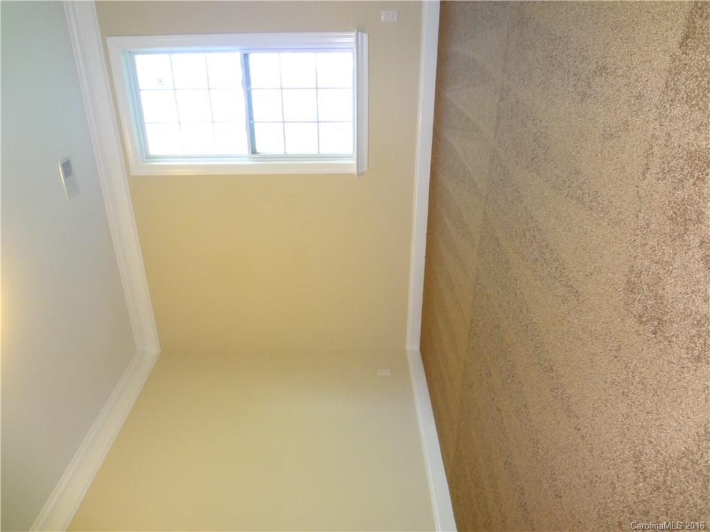 7304 Hamilton Bridge Road, Unit 206 Charlotte, NC 28278 - Photo 12 of 24 Gallery Image 12