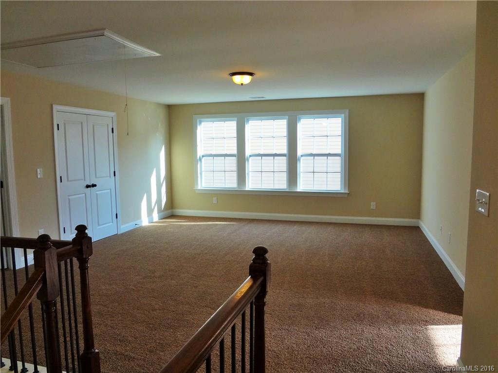 7304 Hamilton Bridge Road, Unit 206 Charlotte, NC 28278 - Photo 16 of 24 Gallery Image 16