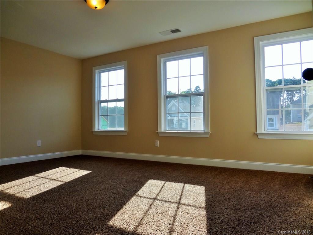 7304 Hamilton Bridge Road, Unit 206 Charlotte, NC 28278 - Photo 19 of 24 Gallery Image 19