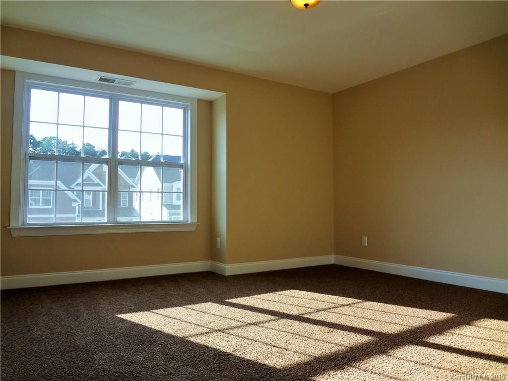7304 Hamilton Bridge Road, Unit 206 Charlotte, NC 28278 - Photo 21 of 24 Gallery Image 21