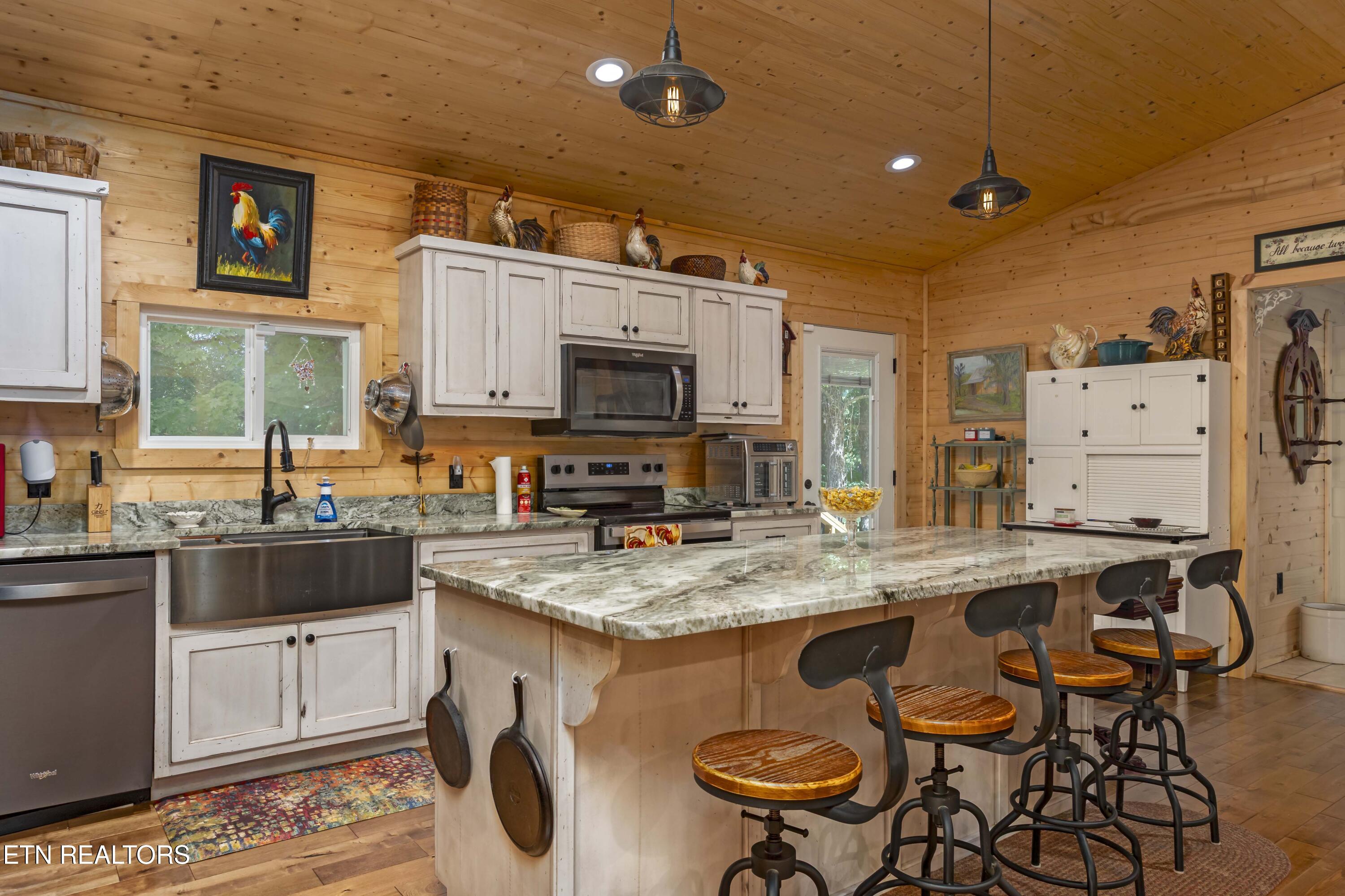 150 4th Street Tellico Plains, TN 37385 - Photo 16 of 47 16