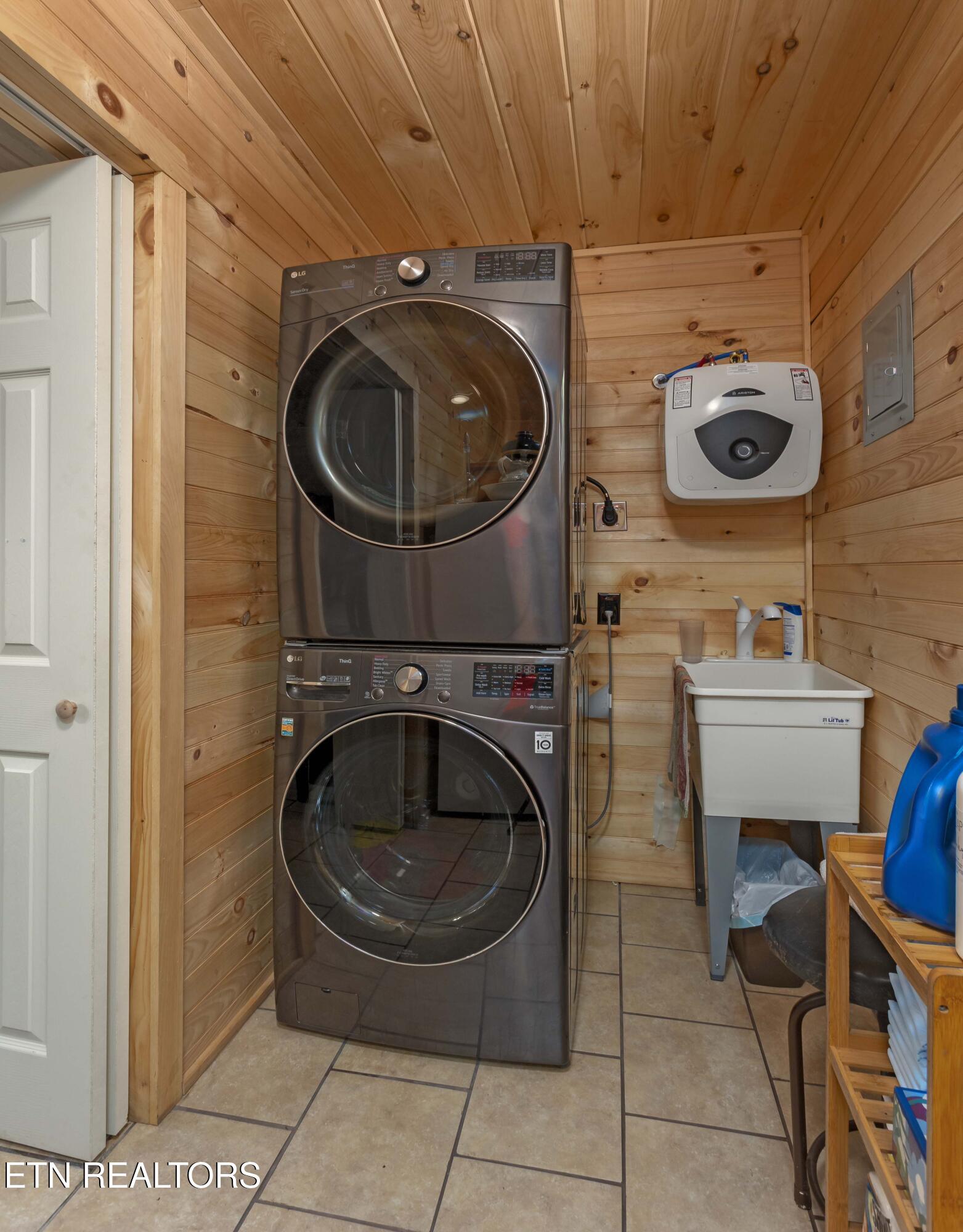 150 4th Street Tellico Plains, TN 37385 - Photo 28 of 47 28