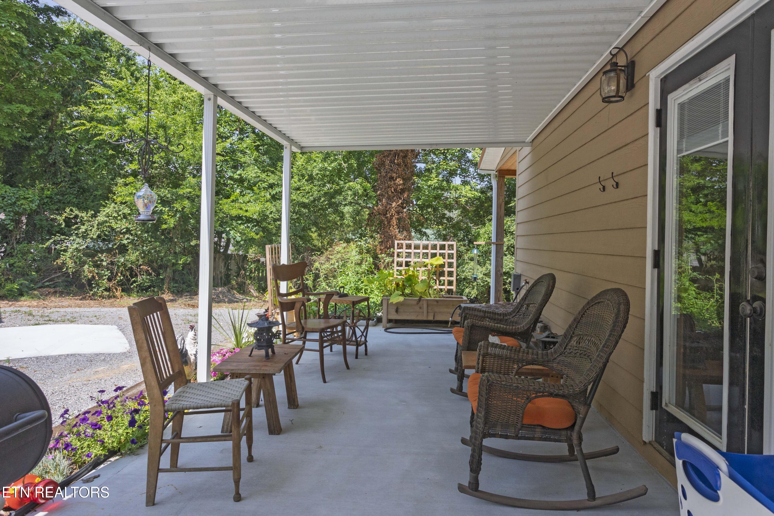 150 4th Street Tellico Plains, TN 37385 - Photo 34 of 47 34