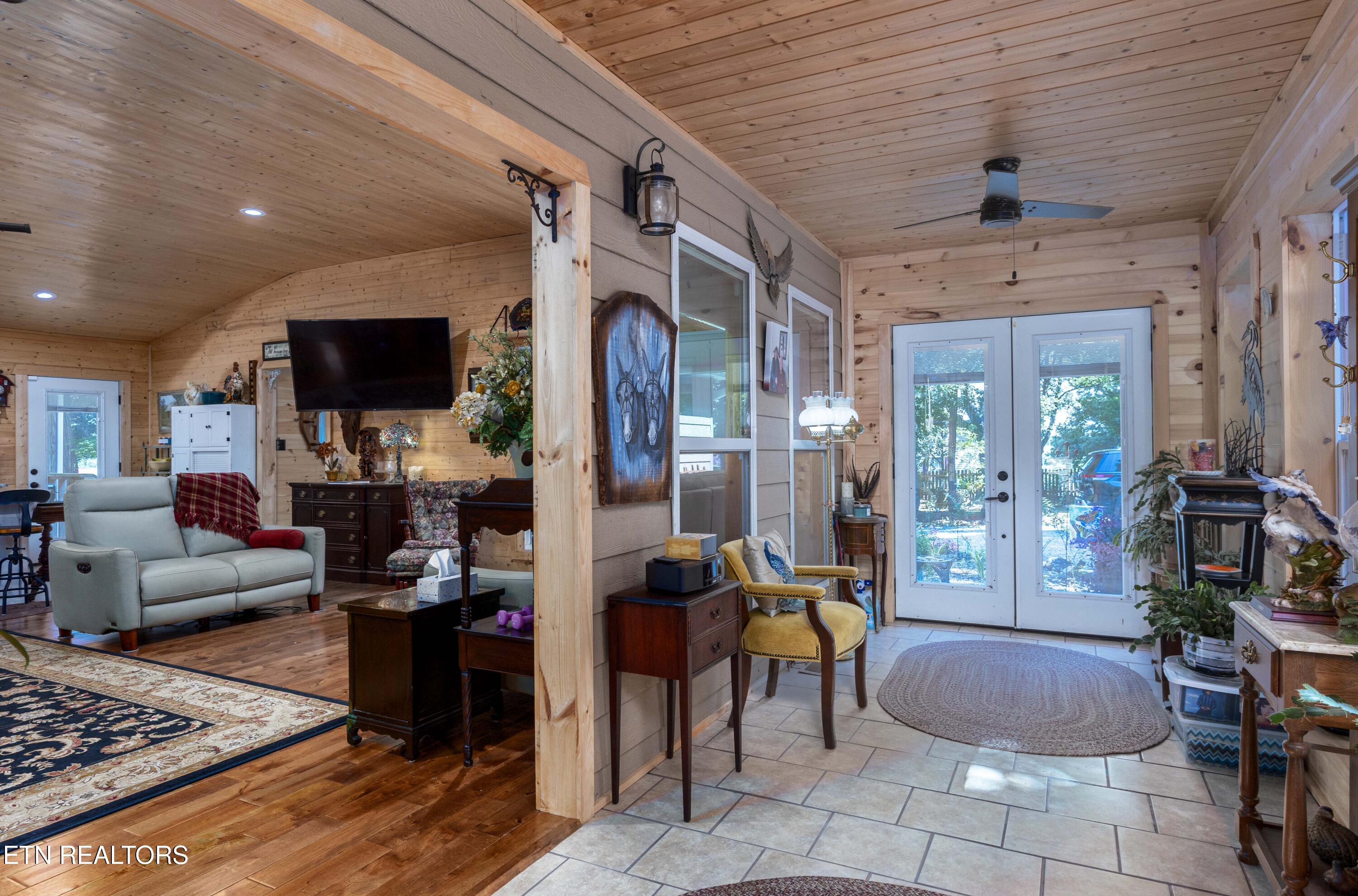 150 4th Street Tellico Plains, TN 37385 - Photo 9 of 47 09