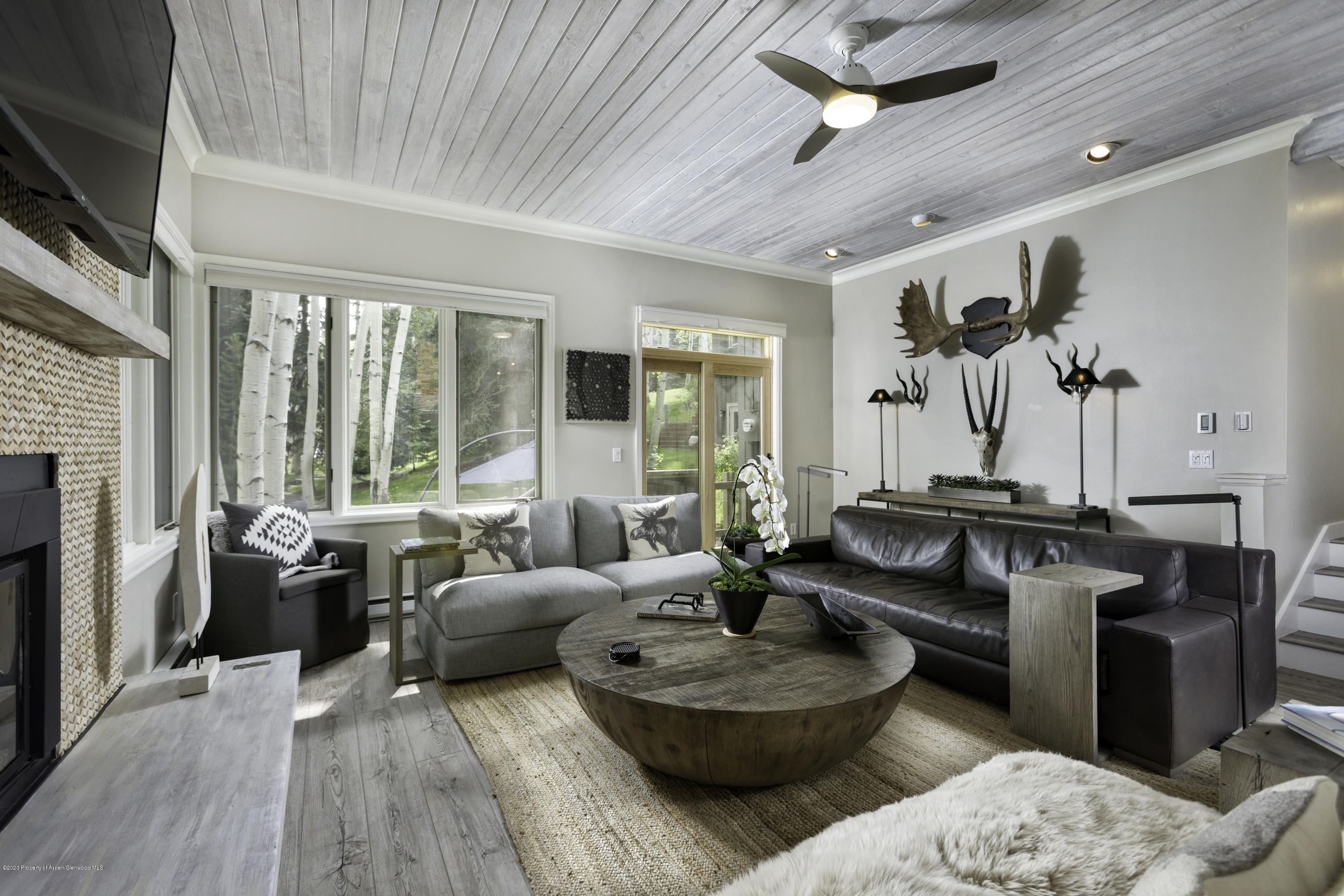 310 Meadow Ranch Road Snowmass Village, CO 81615 - Photo 3 of 21 310MeadowRanch_HiRes_20080460