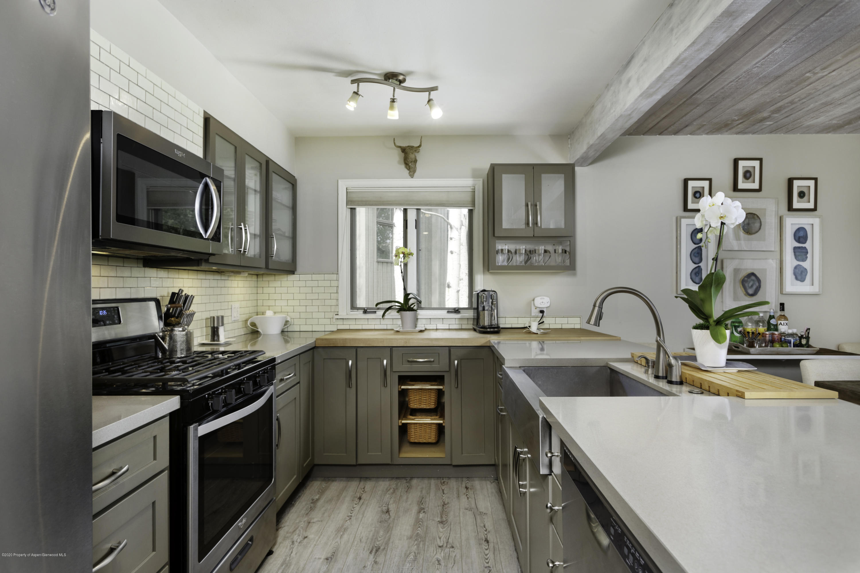 310 Meadow Ranch Road Snowmass Village, CO 81615 - Photo 5 of 21 310MeadowRanch_HiRes_20080453