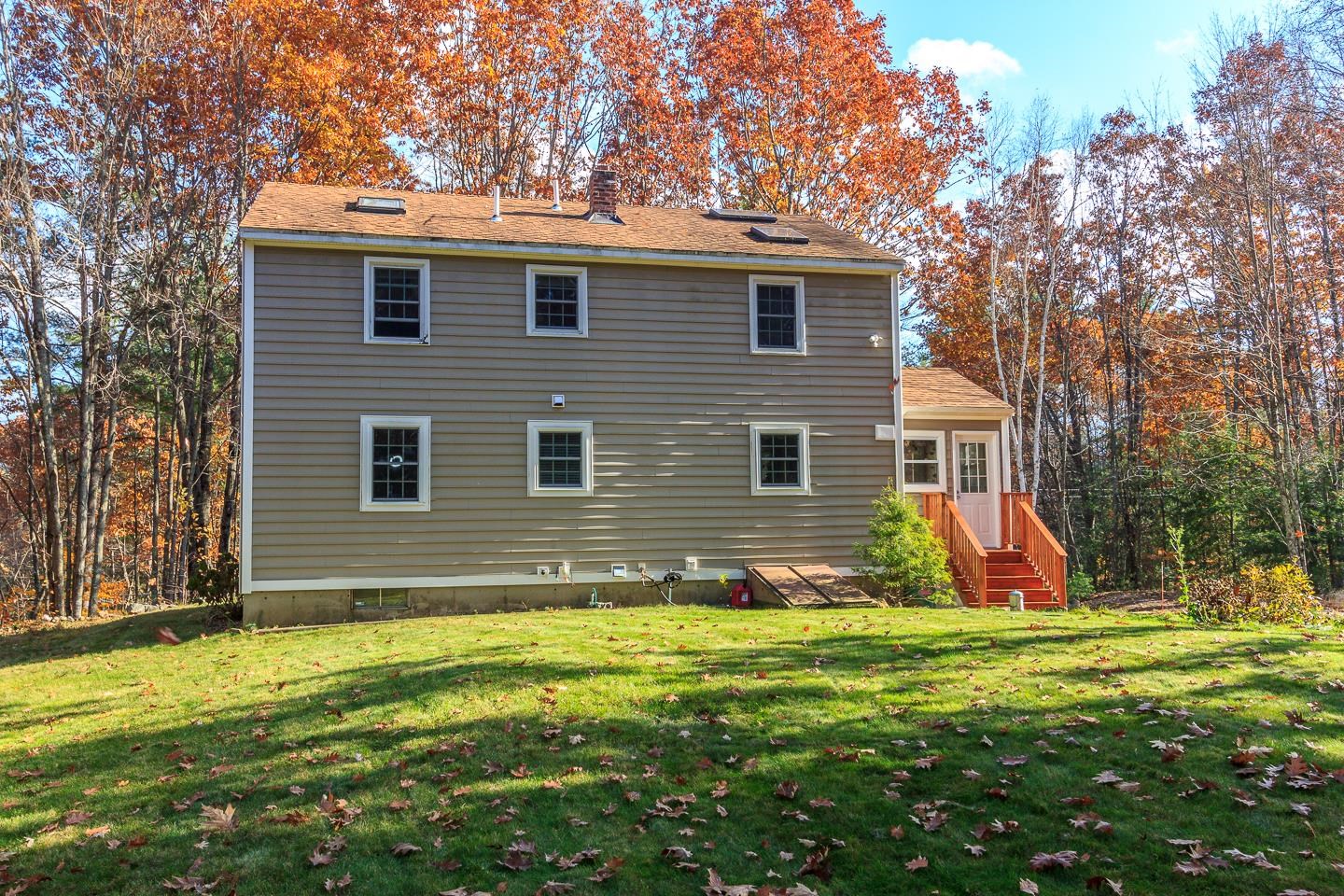 7 Blake Road Raymond, NH 03077 - Photo 10 of 40