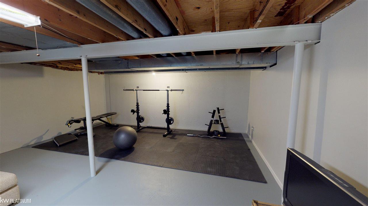 3452 Cone Rochester, MI 48309 - Photo 29 of 37 Basement