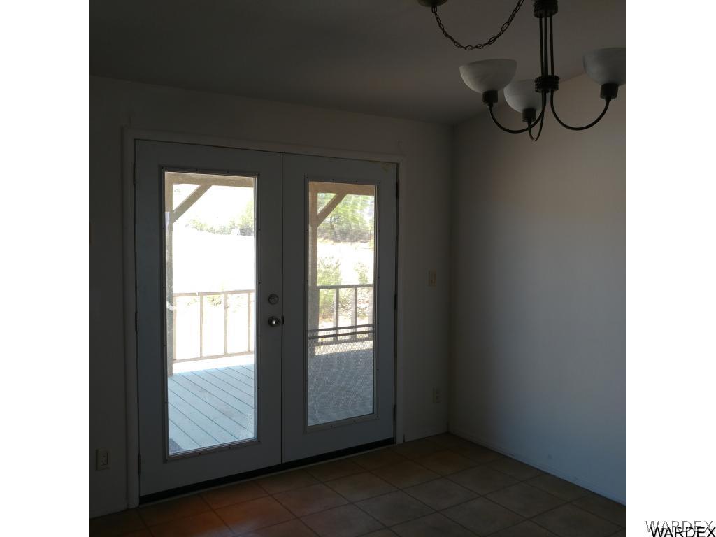 586 Bacobi Road Golden Valley, AZ 86413 - Photo 17 of 36 a view interior of the house