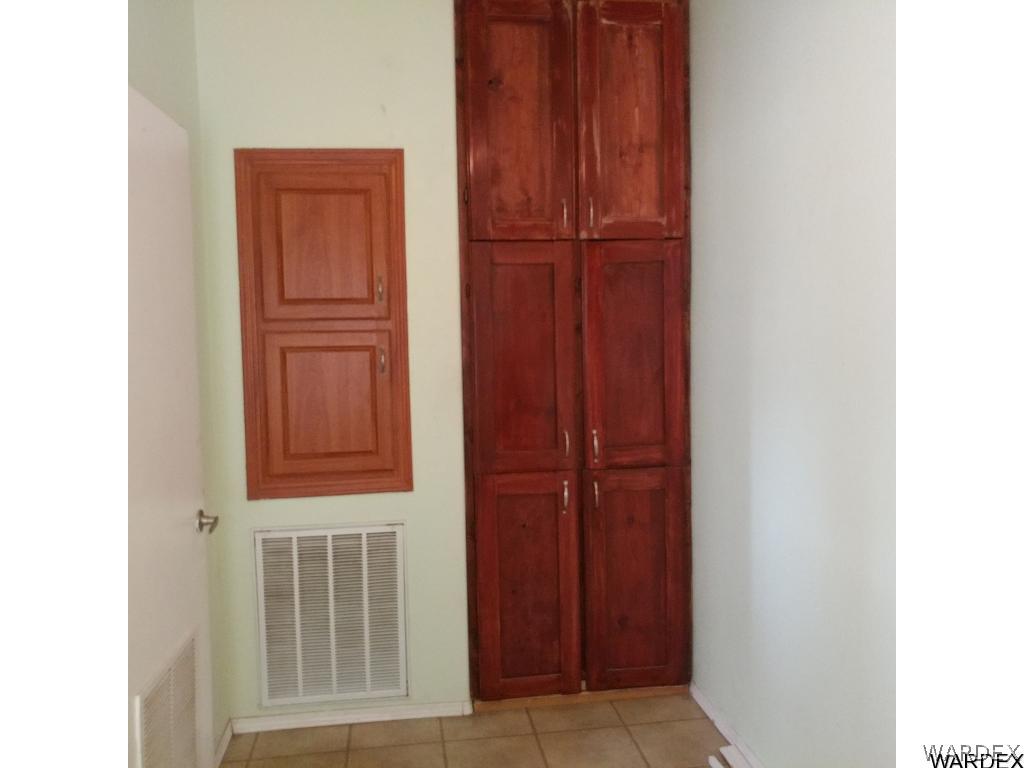 586 Bacobi Road Golden Valley, AZ 86413 - Photo 22 of 36 a view of front door