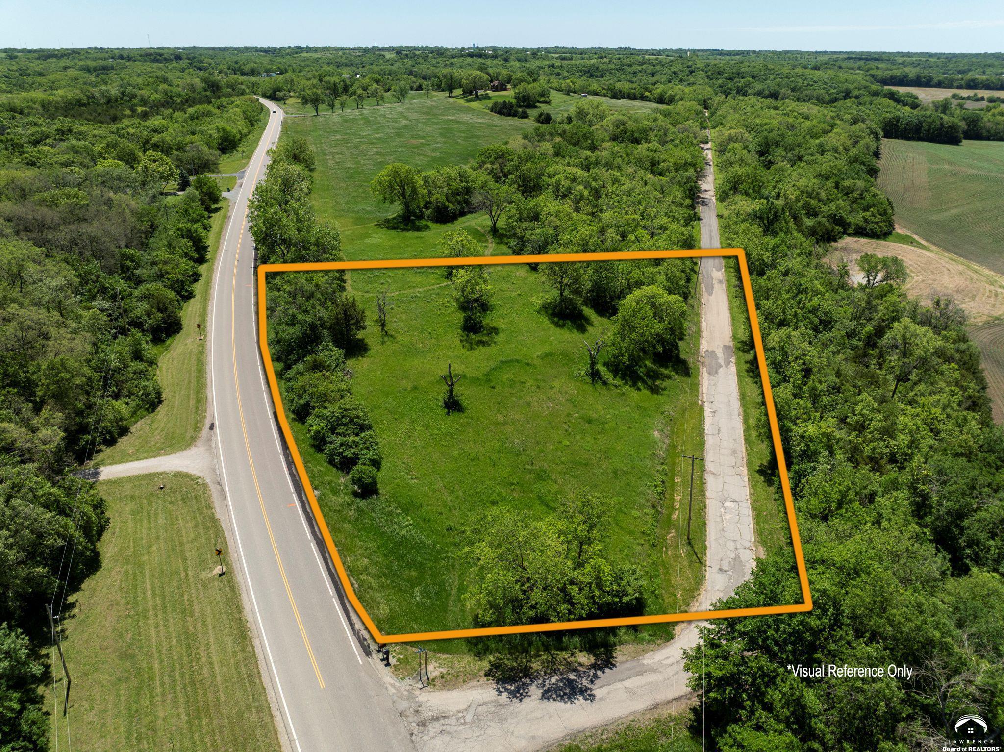 800 Southeast Stanley Road Tecumseh, KS 66542 - Photo 4 of 20