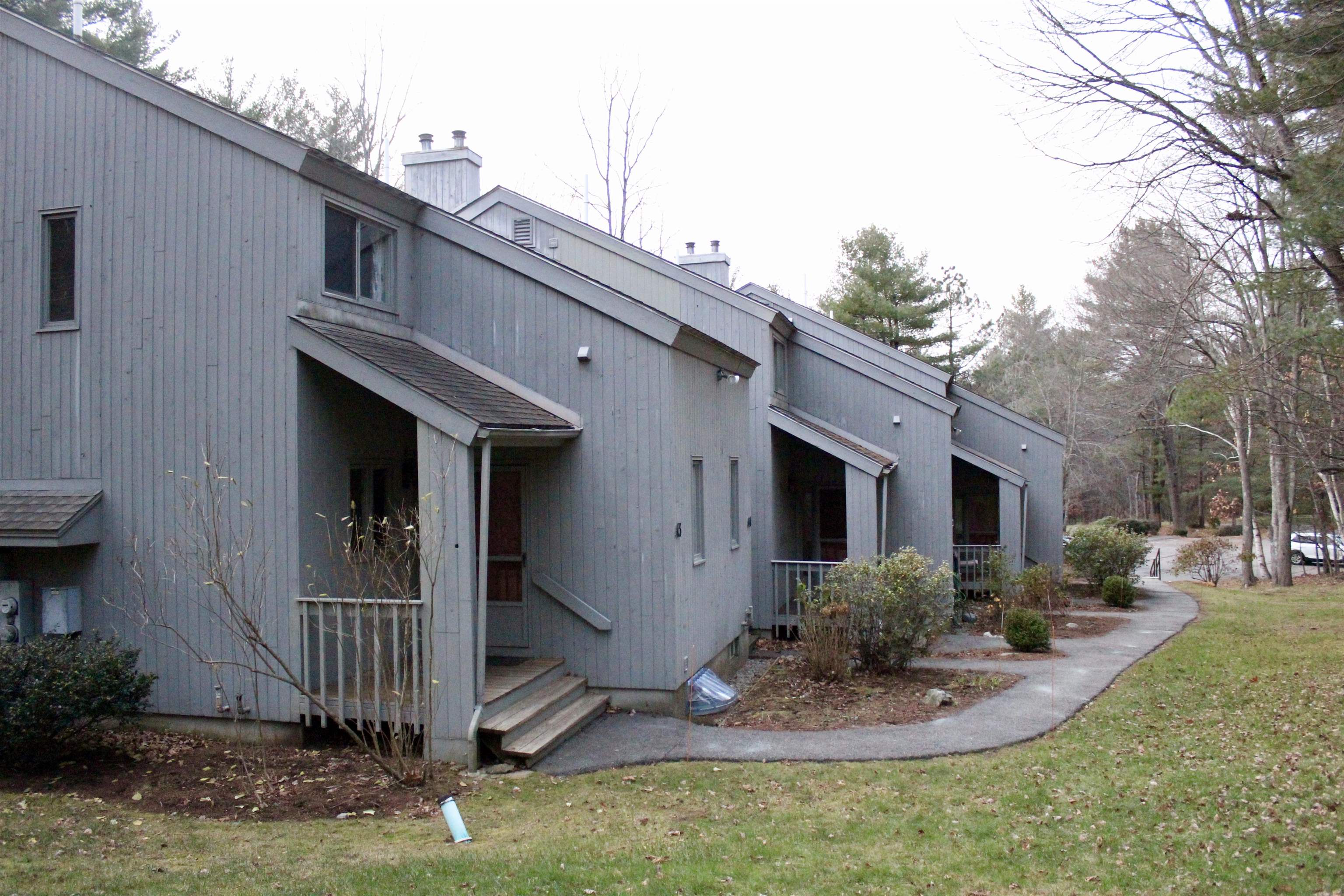 43 Brookside Drive, Unit 43 Stratham, NH 03885 - Photo 2 of 28