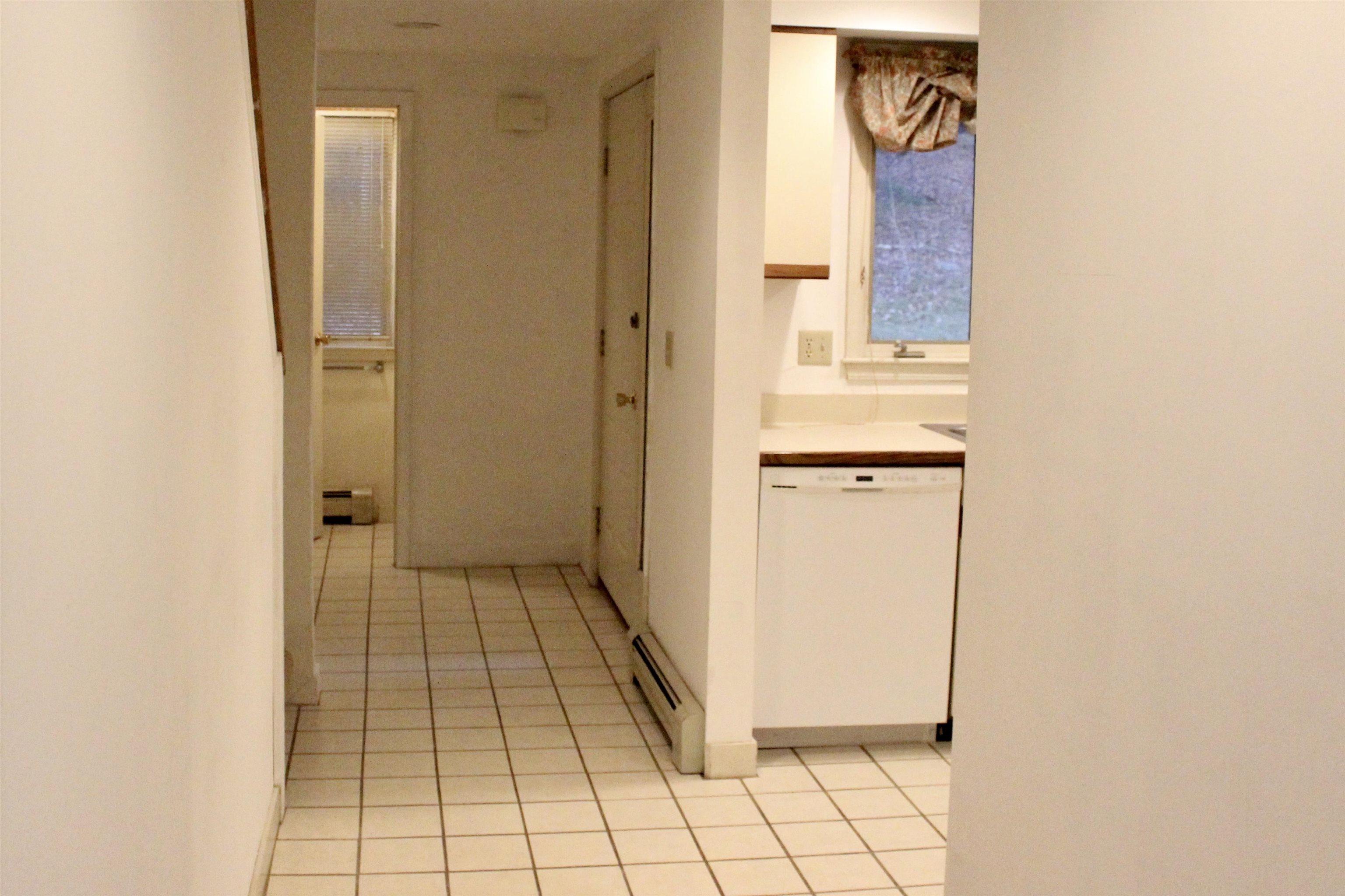 43 Brookside Drive, Unit 43 Stratham, NH 03885 - Photo 7 of 28