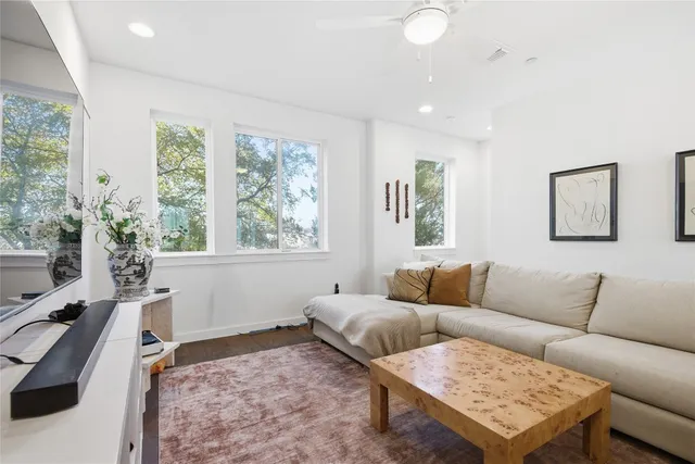 $2,650 | 814 North Bluff Drive, Unit 87, Austin, TX 78745