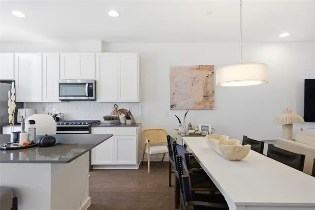 $2,650 | 814 North Bluff Drive, Unit 87, Austin, TX 78745