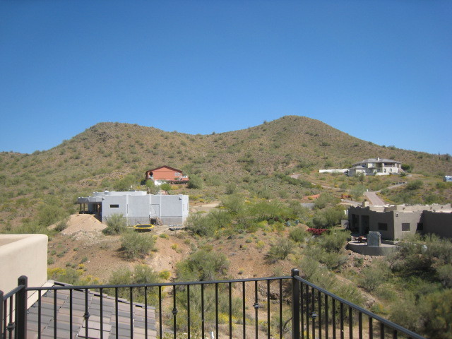 450 East Briles Road Phoenix, AZ 85085 - Photo 3 of 16 IMG_2549