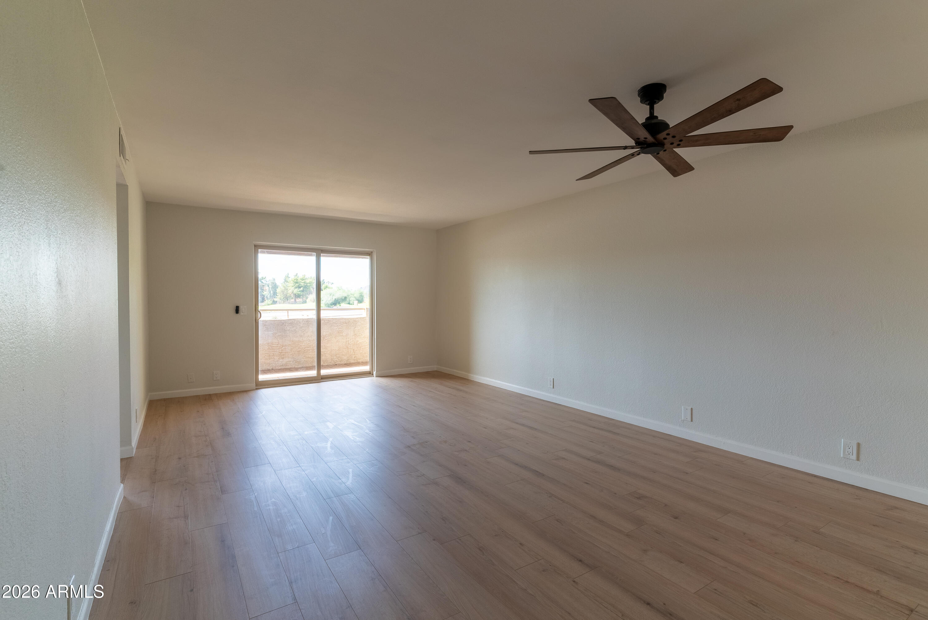 4150 East Cactus Road, Unit 216 Phoenix, AZ 85032 - Photo 11 of 40 DSC03471-HDR