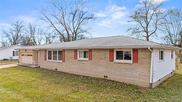 $279,900 | 2301 Blackmore Street, Madison, IN 47250