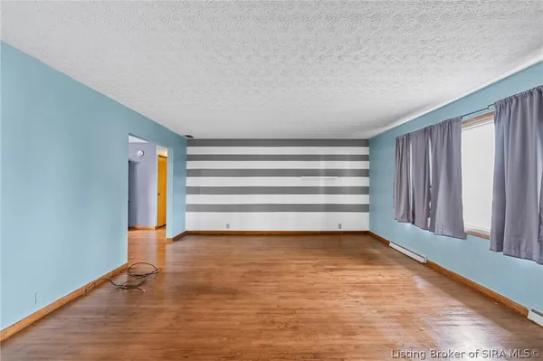 $279,900 | 2301 Blackmore Street, Madison, IN 47250