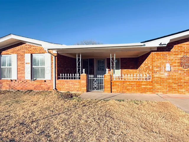 $305,000 | 127 Dallam Avenue, Dumas, TX 79029