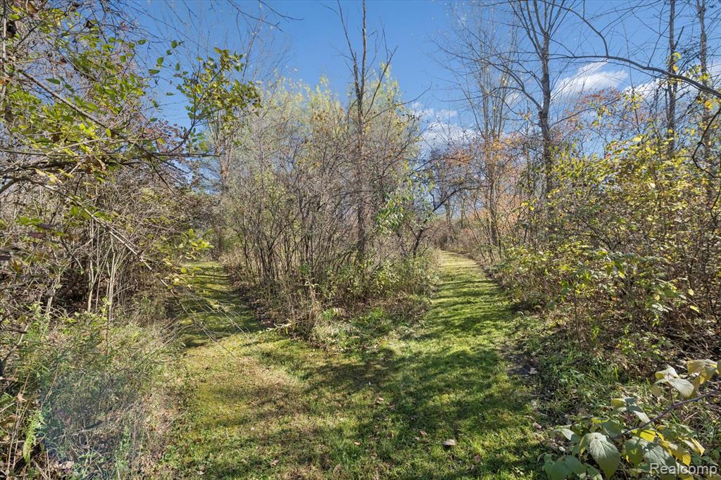 4842 Preston Road Howell, MI 48855 - Photo 55 of 77 Gallery Image 55