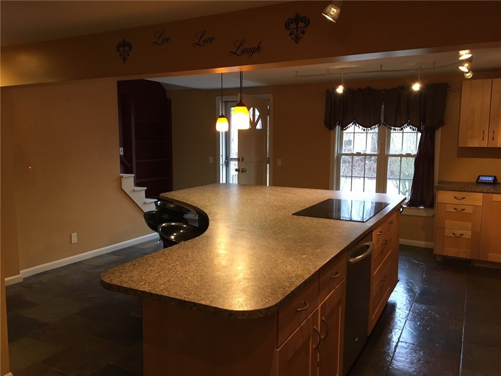35 Westcott Road Scituate, RI 02857 - Photo 4 of 18